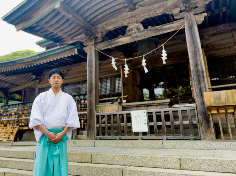 Mr. Ohno, the deputy chief priest, who guided us around the temple grounds