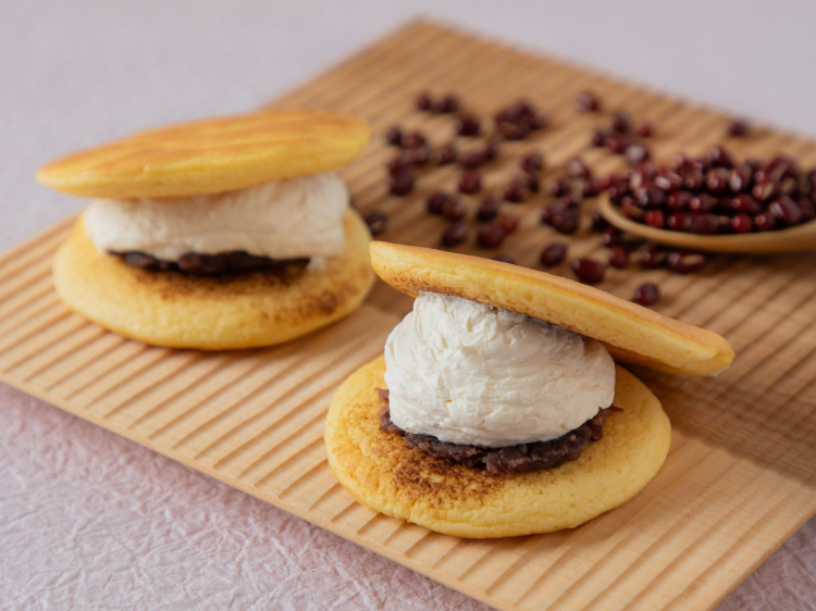 Fukuru's theme is "New Dorayaki" and it often sells out even on weekdays. The soy milk cream brings out the deliciousness of the bean paste and is perfectly combined with the fluffy souffle dough.