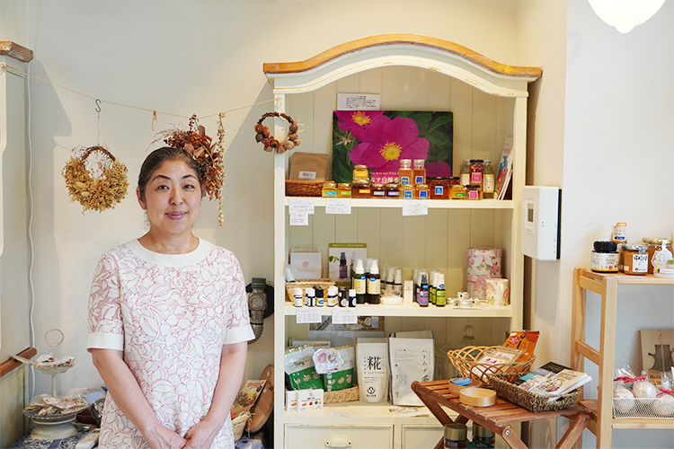 "This is a shop where you can experience nature," says St. Monica's representative, Shichinohe.