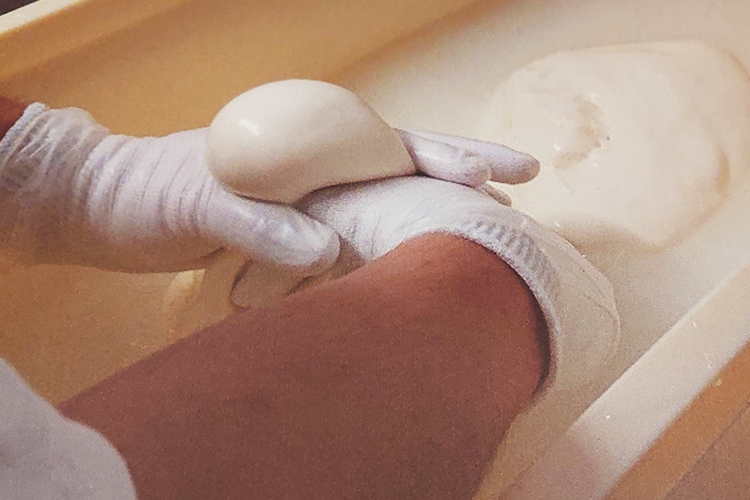 The process of making mozzarella cheese using milk
