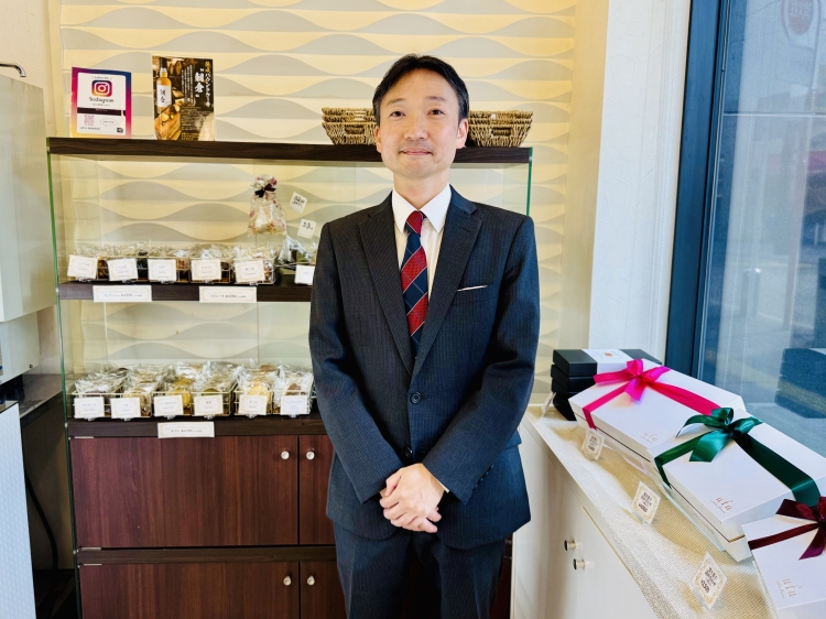 ホテルパティスリー ufu開店時の店長　野澤光太（のざわこうた）さん 