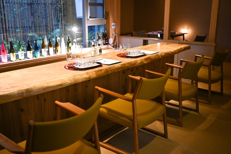 A private space for a small number of people, renovated from an old traditional Japanese house.