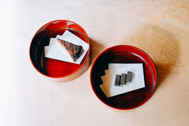 Vegan Tarte Tatin (left) and organic cacao (right)