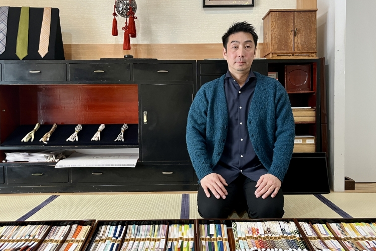 Kiichiro Domyo, the 10th generation of the "Domyo" family, is responsible for both preserving tradition and promoting new forms of communication through experiential facilities.