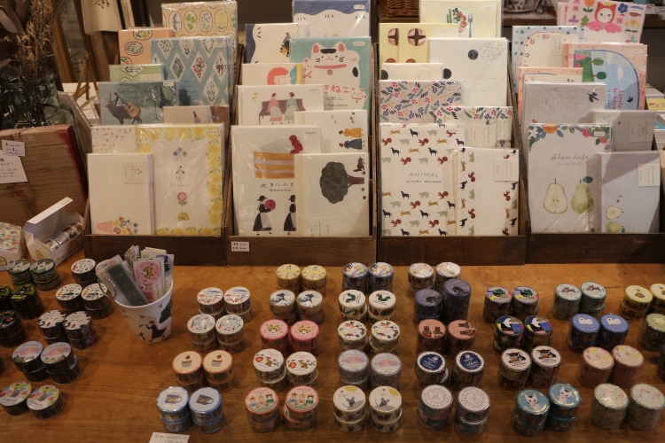 The products on display are collaborations with many artists.