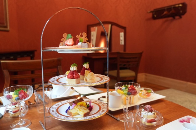 In spring, they offer an afternoon tea with a strawberry theme.