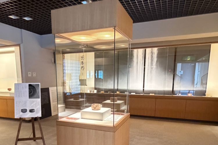The second floor of the museum displays works by the first to eleventh heads of the family.