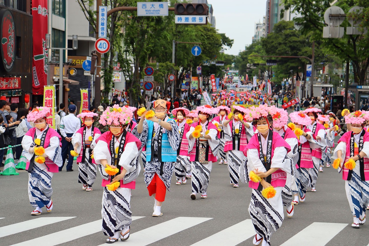 Experience Fukuoka culture by participating in the Hakata Dontaku Port Festival